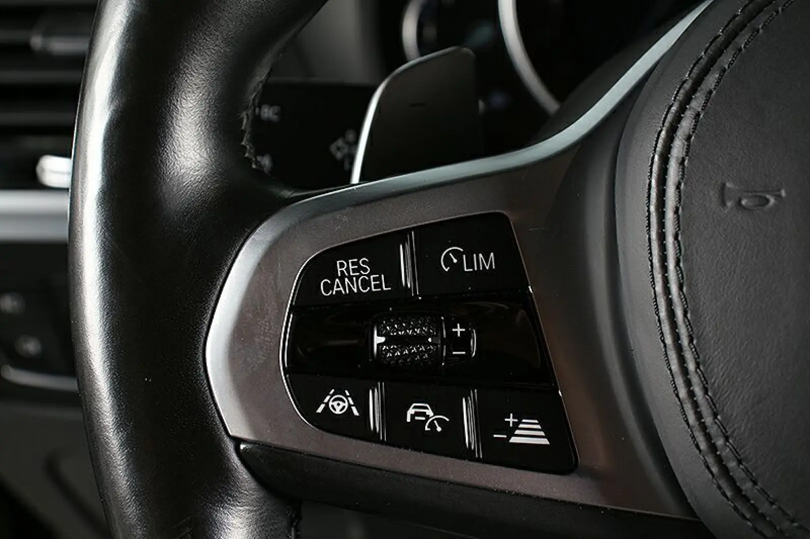 X3 xDr 30dA M Sport LED ACC AHK Standh Navi HiFi