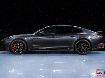 Panamera 4S E-Hybrid 972 Pano 21