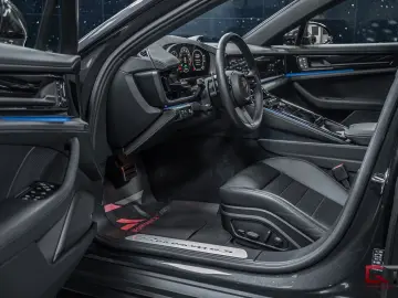Panamera 4S E-Hybrid 972 Pano 21