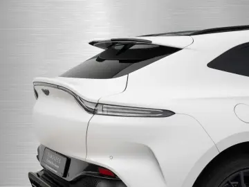 Aston Martin DBX 707 V8 4x4