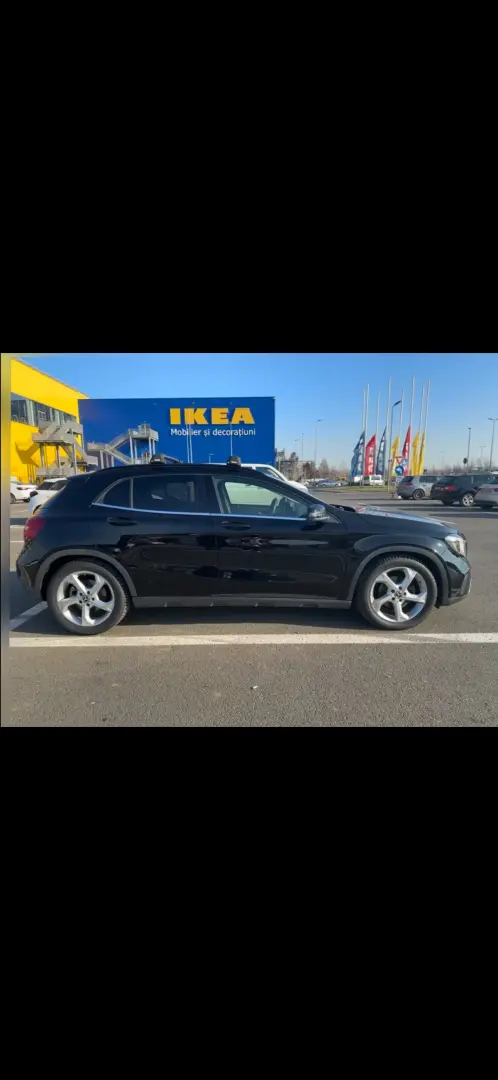 Mercedes-Benz GLA 200