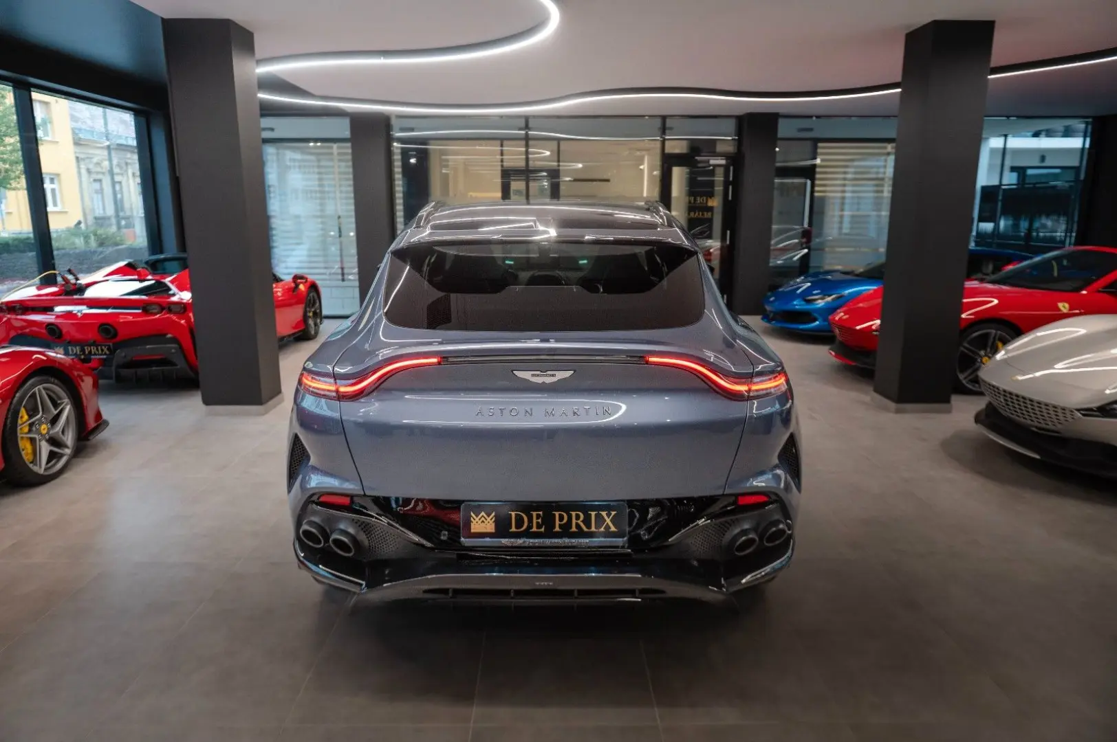 Aston Martin DBX 4.0 V8 DBX707 Concours Blue