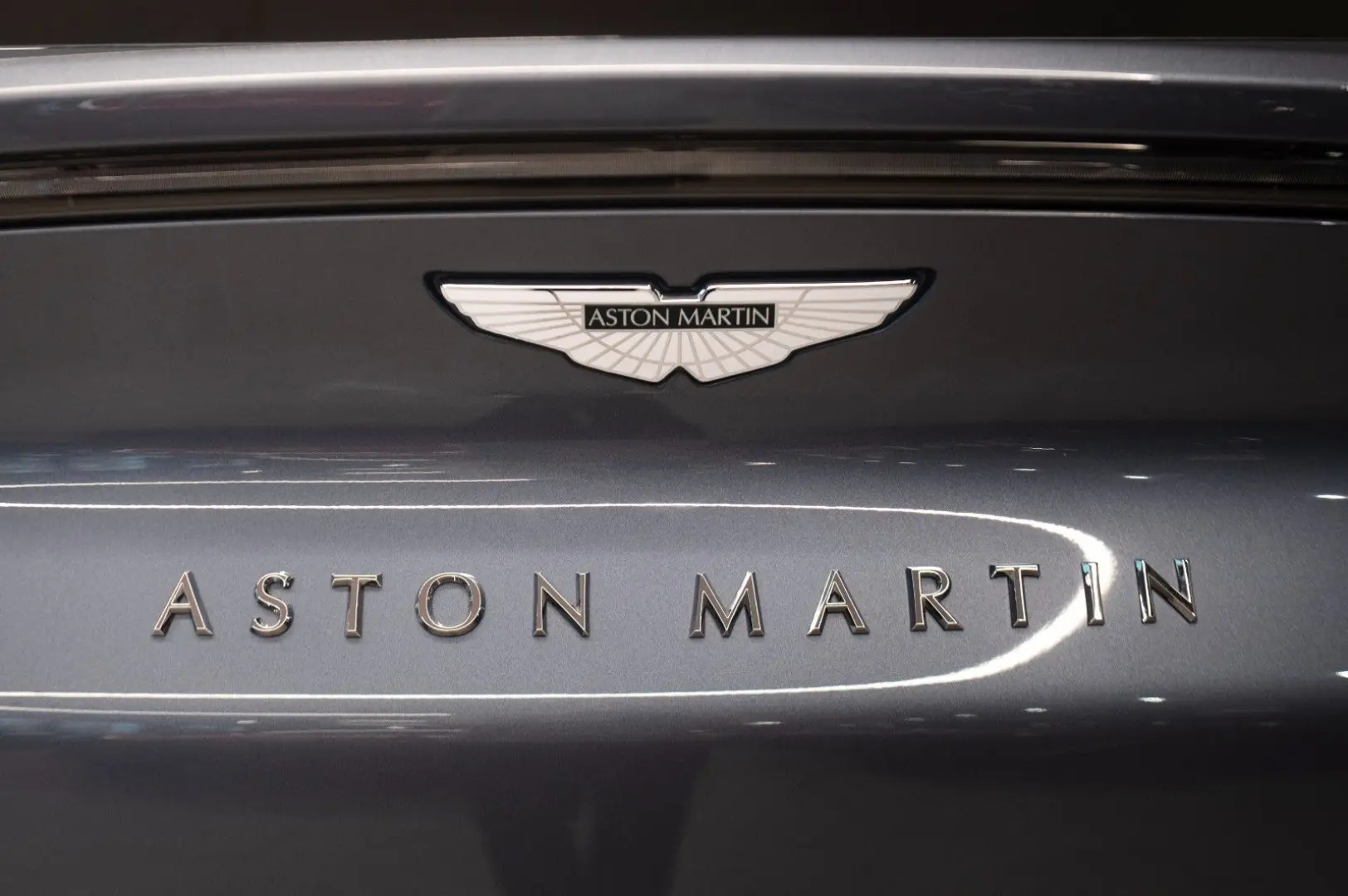 Aston Martin DBX 4.0 V8 DBX707 Concours Blue