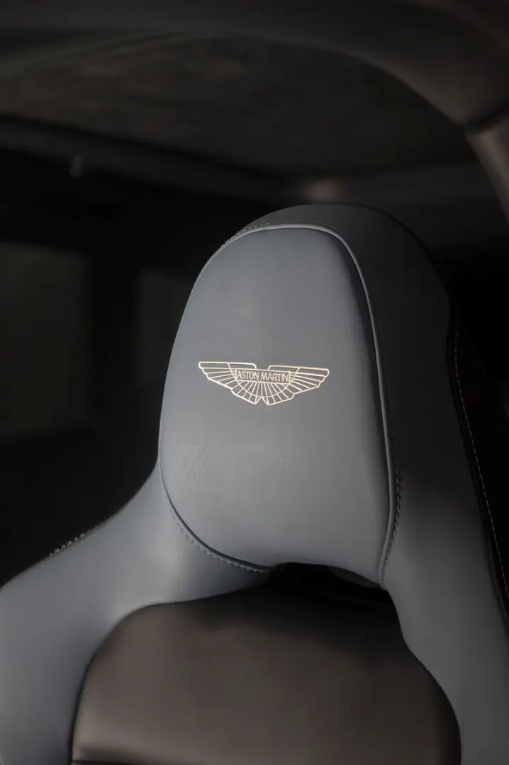 Aston Martin DBX 4.0 V8 DBX707 Concours Blue