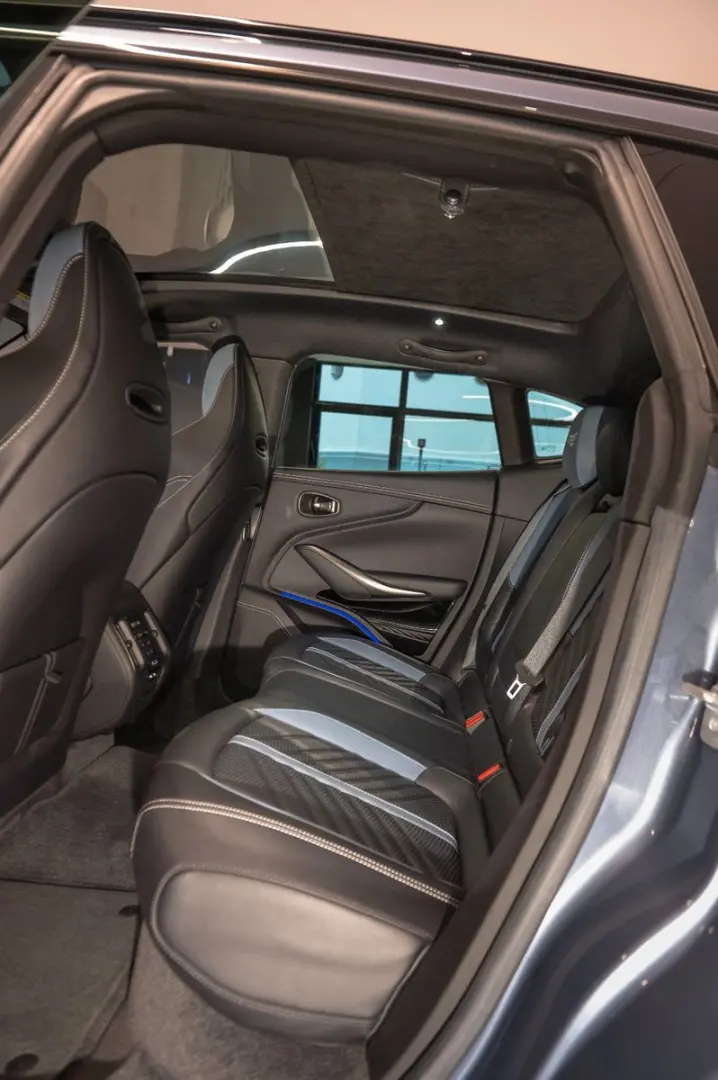 Aston Martin DBX 4.0 V8 DBX707 Concours Blue