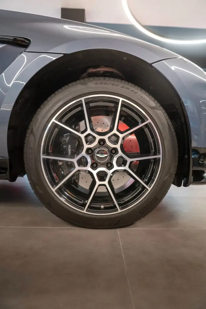 Aston Martin DBX 4.0 V8 DBX707 Concours Blue