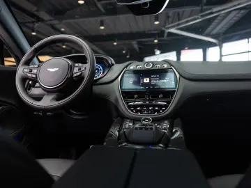Aston Martin  DBX707 Q Edition - White Stone