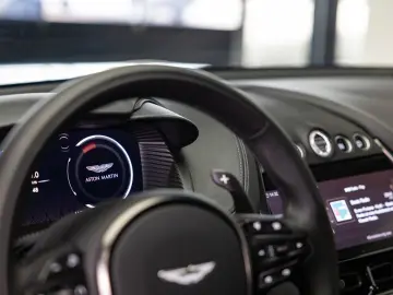 Aston Martin  DBX707 Q Edition - White Stone