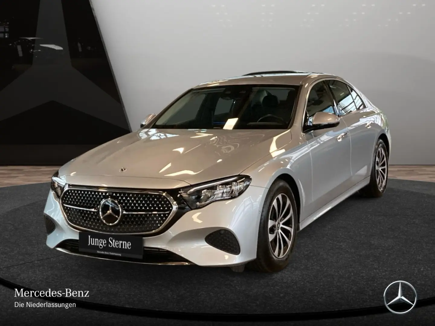 E 220 d AVANTGARDE/ADV./AHK/FAHRASSISTENZ/WINTER
