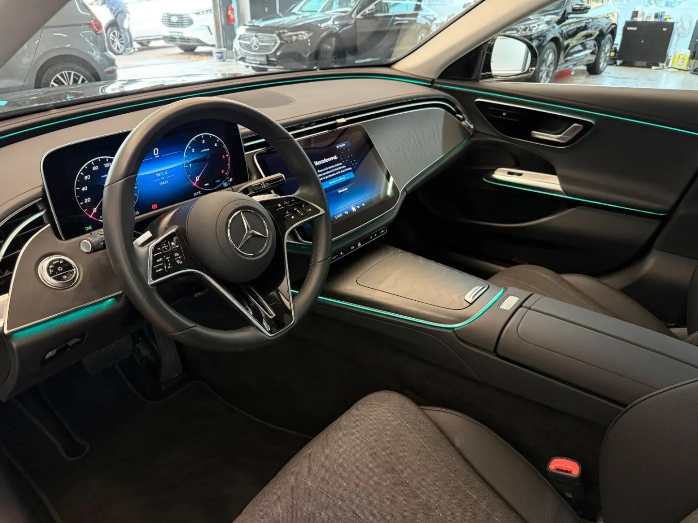 E 220 d Avantgarde +LED+NAVI+DAB+DISTRONIC+Totw.