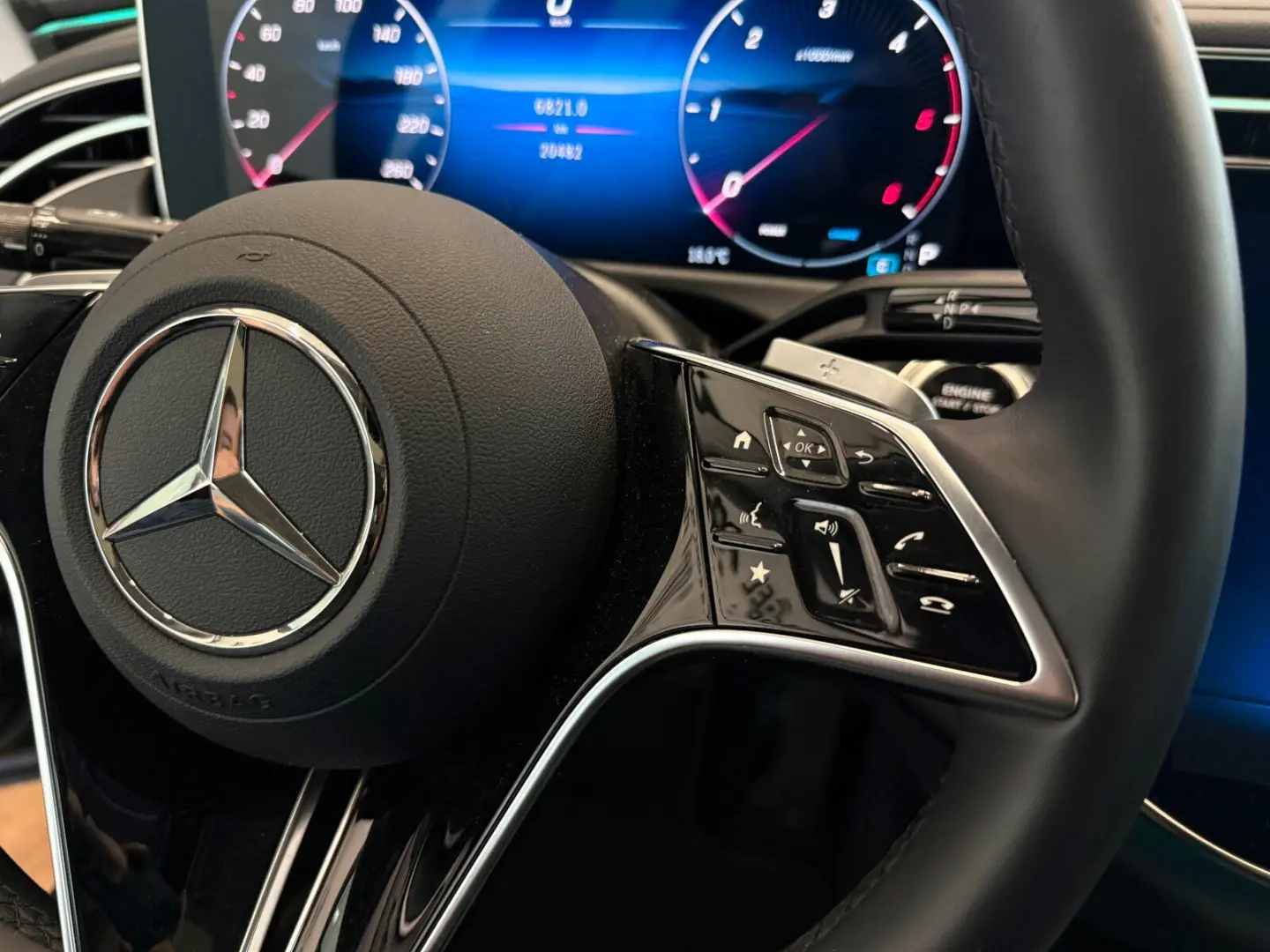 E 220 d Avantgarde +LED+NAVI+DAB+DISTRONIC+Totw.
