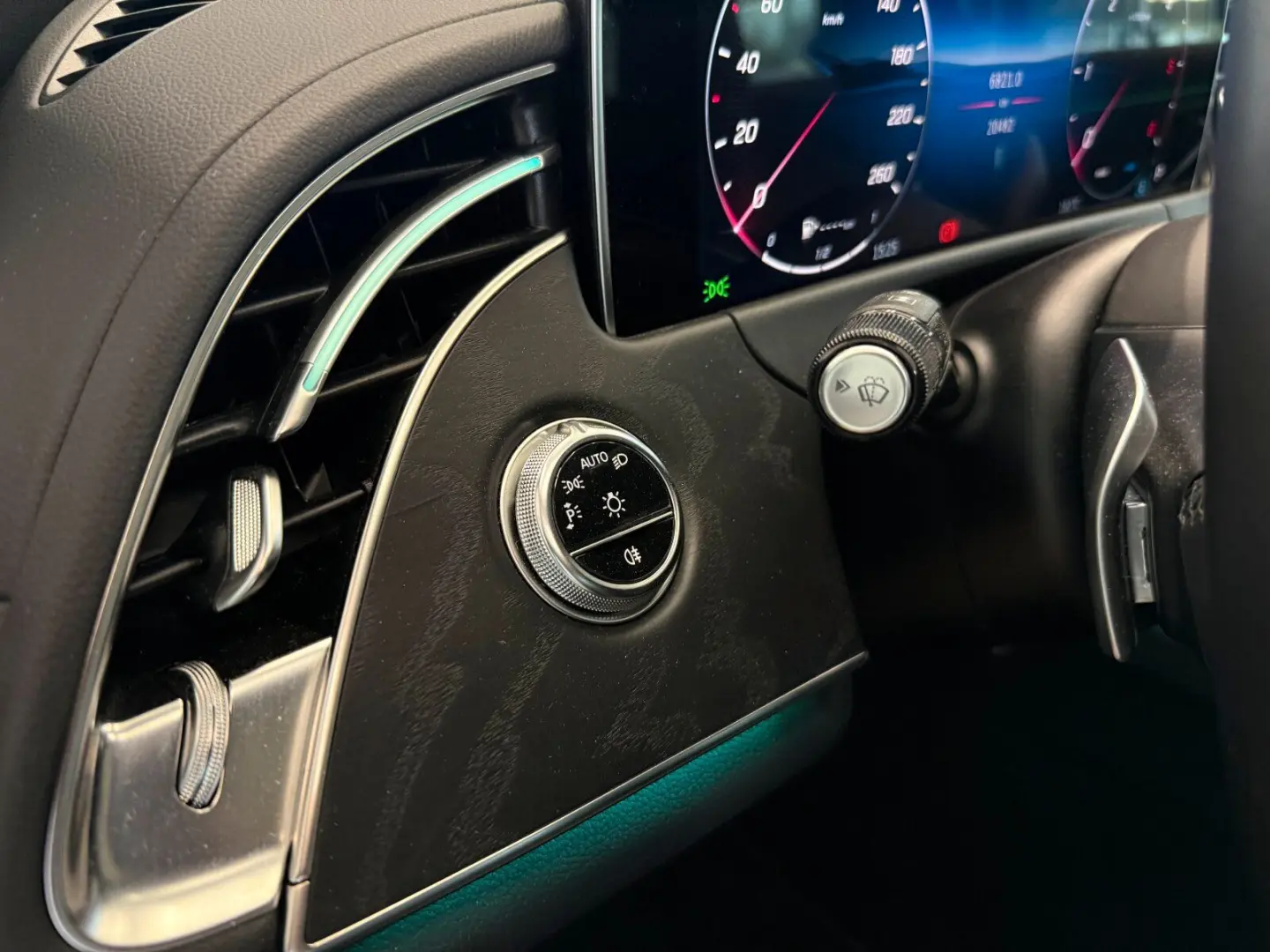 E 220 d Avantgarde +LED+NAVI+DAB+DISTRONIC+Totw.