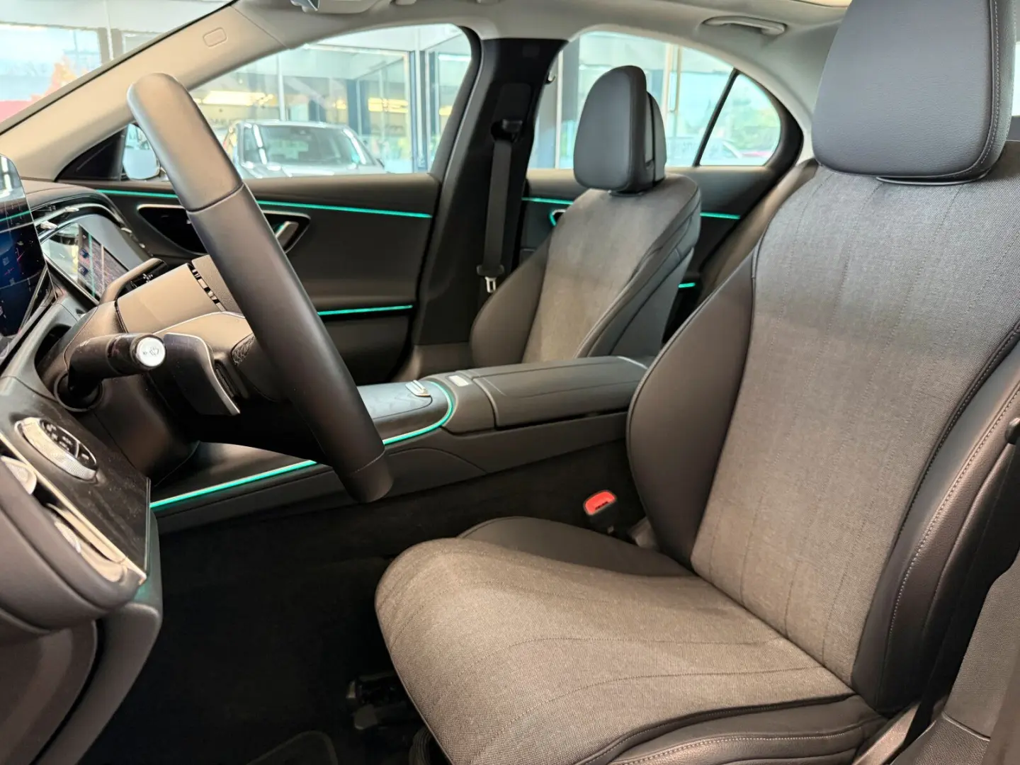 E 220 d Avantgarde +LED+NAVI+DAB+DISTRONIC+Totw.