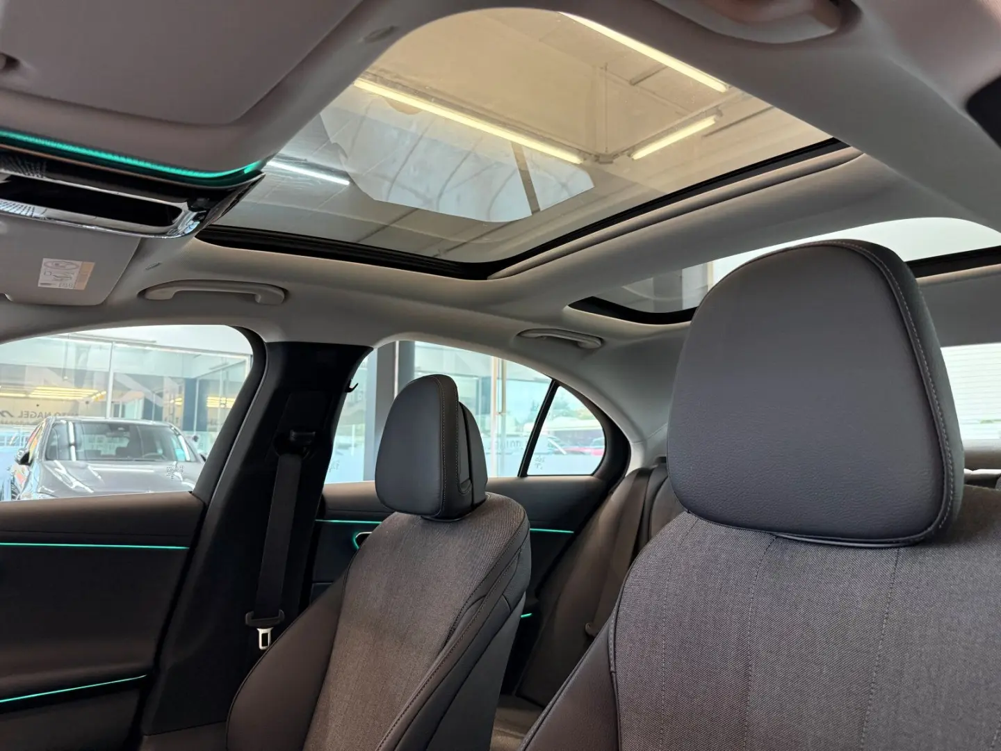 E 220 d Avantgarde +LED+NAVI+DAB+DISTRONIC+Totw.