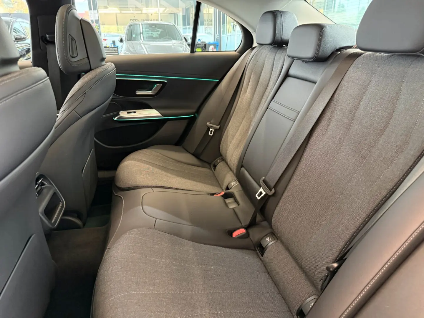 E 220 d Avantgarde +LED+NAVI+DAB+DISTRONIC+Totw.