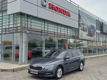 Skoda Octavia Combi 2.0 TDI 116 cp MT6 Ambition