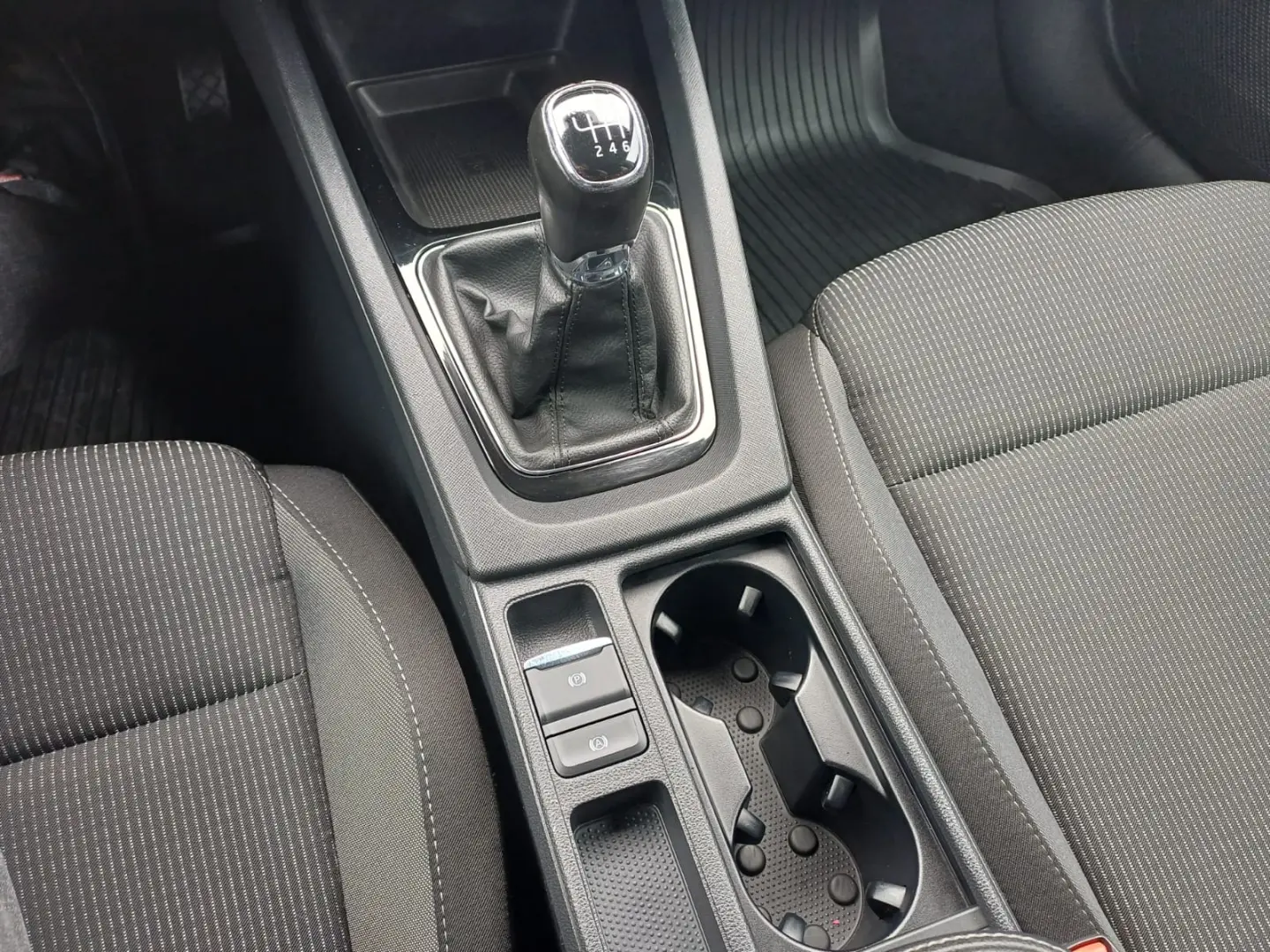 Skoda Octavia Combi 2.0 TDI 116 cp MT6 Ambition