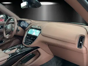 Aston Martin DBX 707 Q (Tow Bar)  havana tan