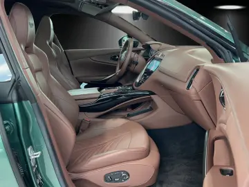 Aston Martin DBX 707 Q (Tow Bar)  havana tan