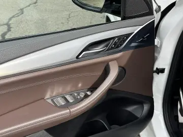 X3 M40i / Head Up / Hifi / LKHZ