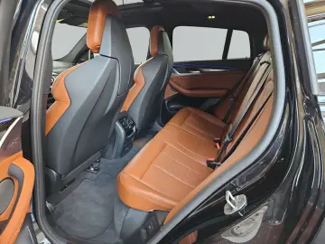 X4 M Competition