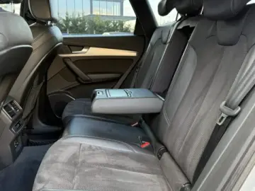 Audi Q5 S line Quattro 2.0 TDI