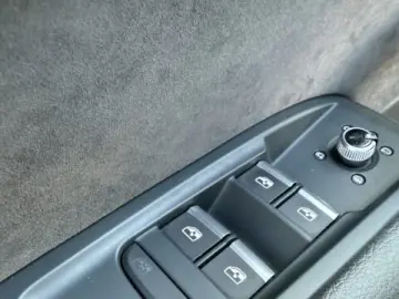 Audi Q5 S line Quattro 2.0 TDI