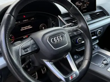 Audi Q5 S line Quattro 2.0 TDI