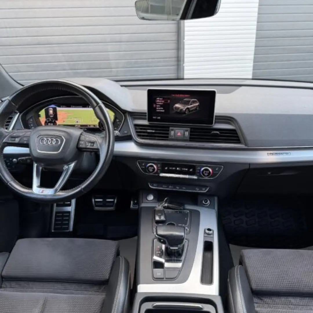 Audi Q5 S line Quattro 2.0 TDI
