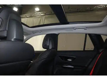 Mercedes-Benz GLC 200 4Matic AMG-Line Panorama*LED