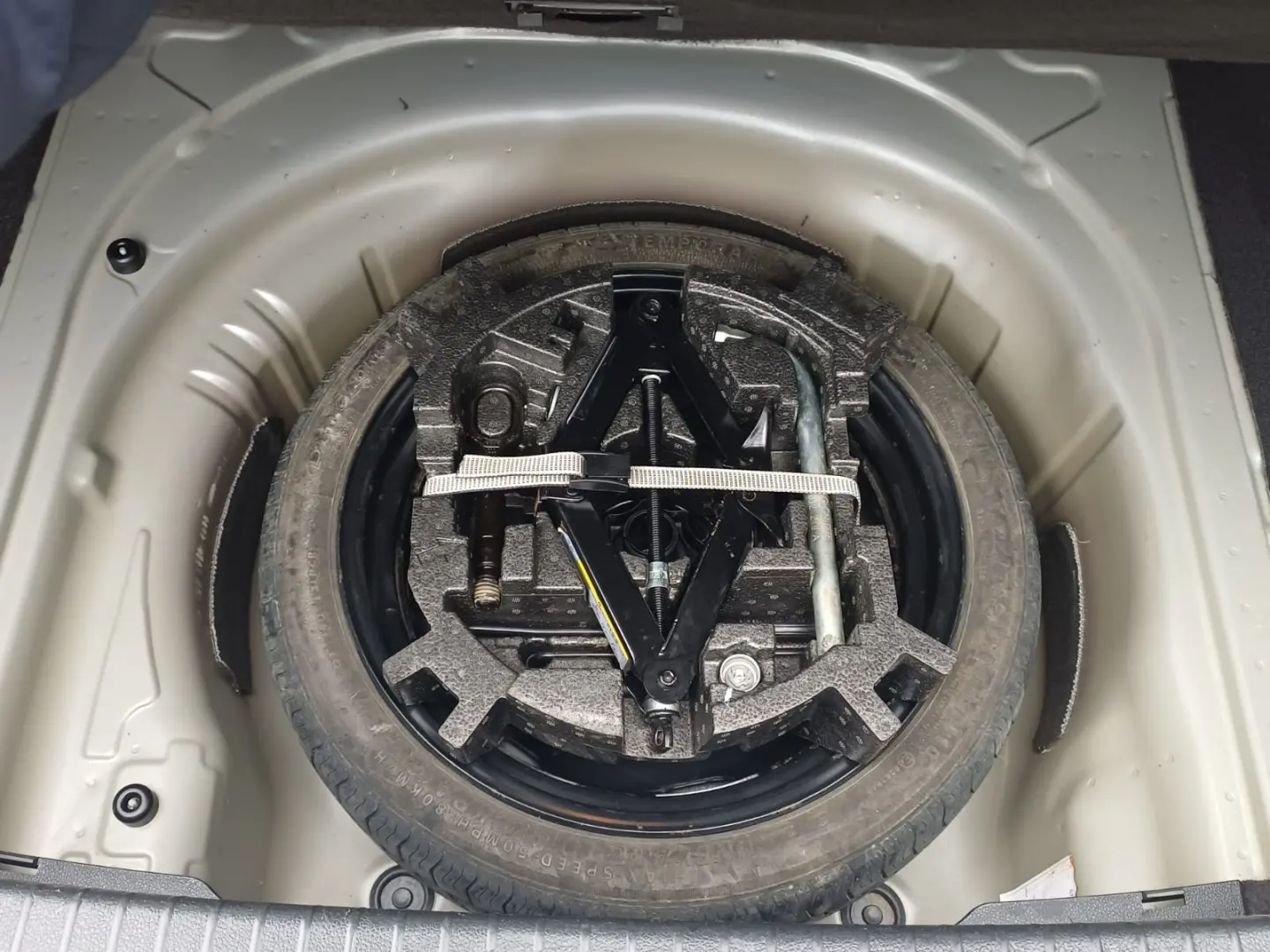 Volkswagen PASSAT 2.0 Tdi 150 CP DSG Highline