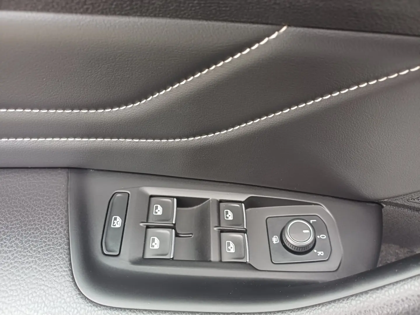 Volkswagen PASSAT 2.0 Tdi 150 CP DSG Highline
