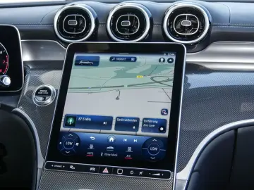 Mercedes-Benz GLC 200 4M |AMG|NOAPTE|KAM|DISTR|LED