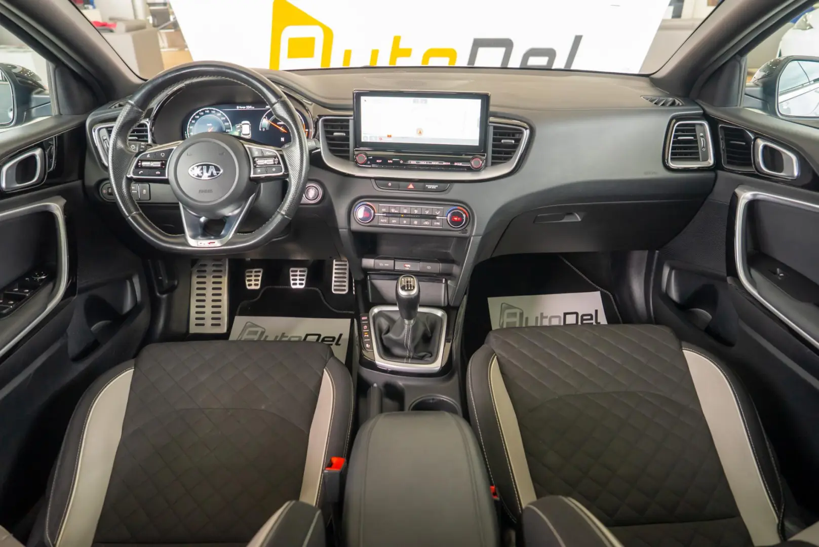 Kia Ceed 