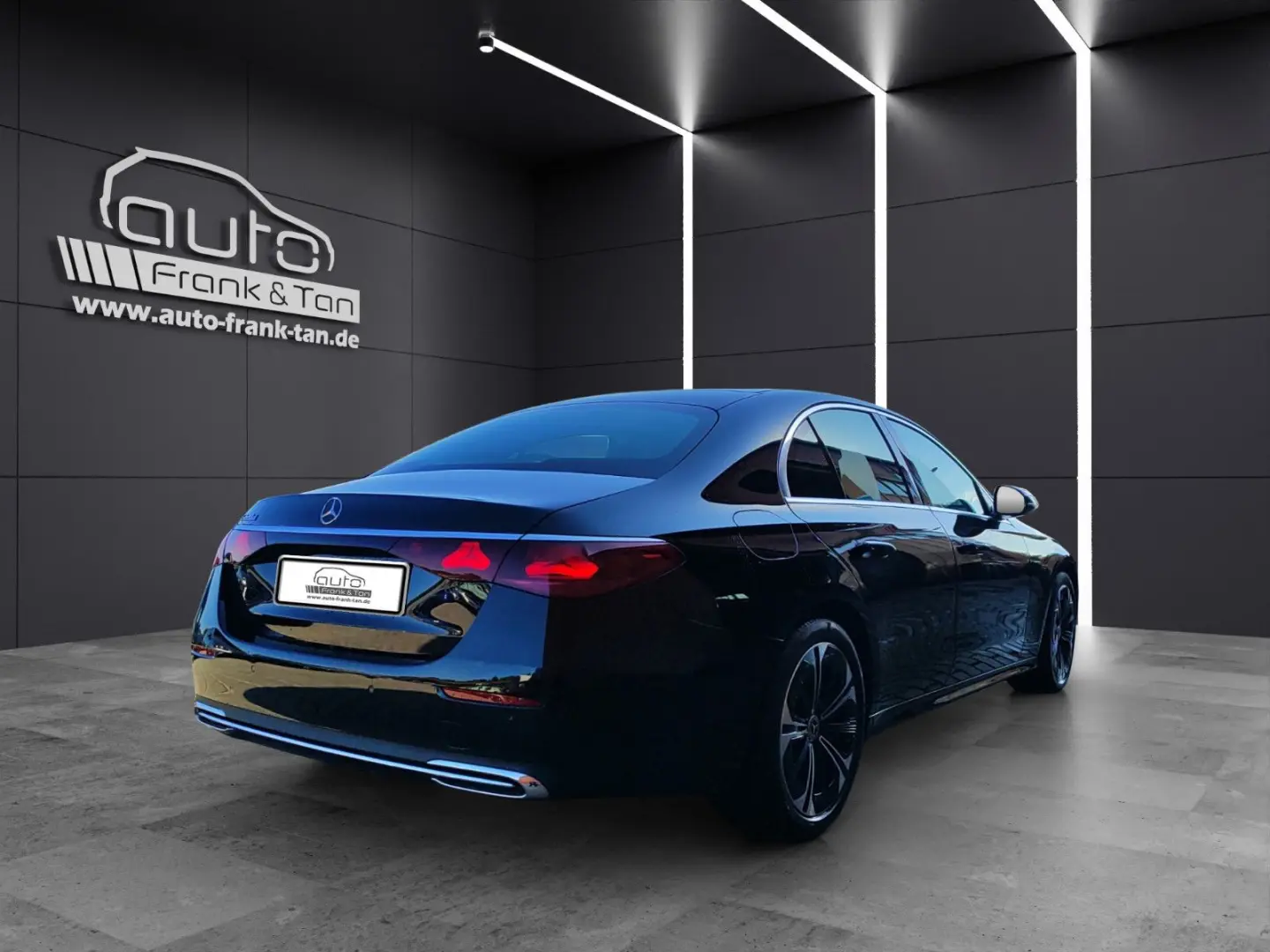 E 220 d Lim Avantgarde/Pano/Shz/Winterpaket/Navi