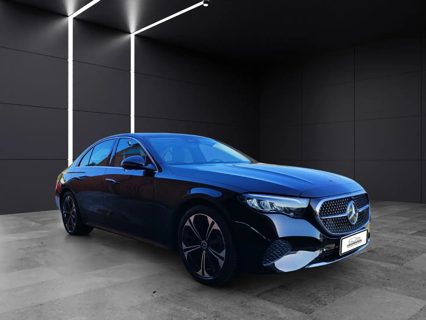 E 220 d Lim Avantgarde/Pano/Shz/Winterpaket/Navi