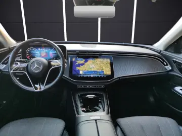 E 220 d Lim Avantgarde/Pano/Shz/Winterpaket/Navi