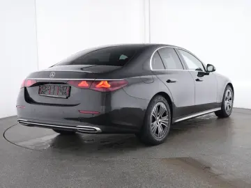 E 200 *Leder*Burmester*Distronic*360°*Sitzklima*