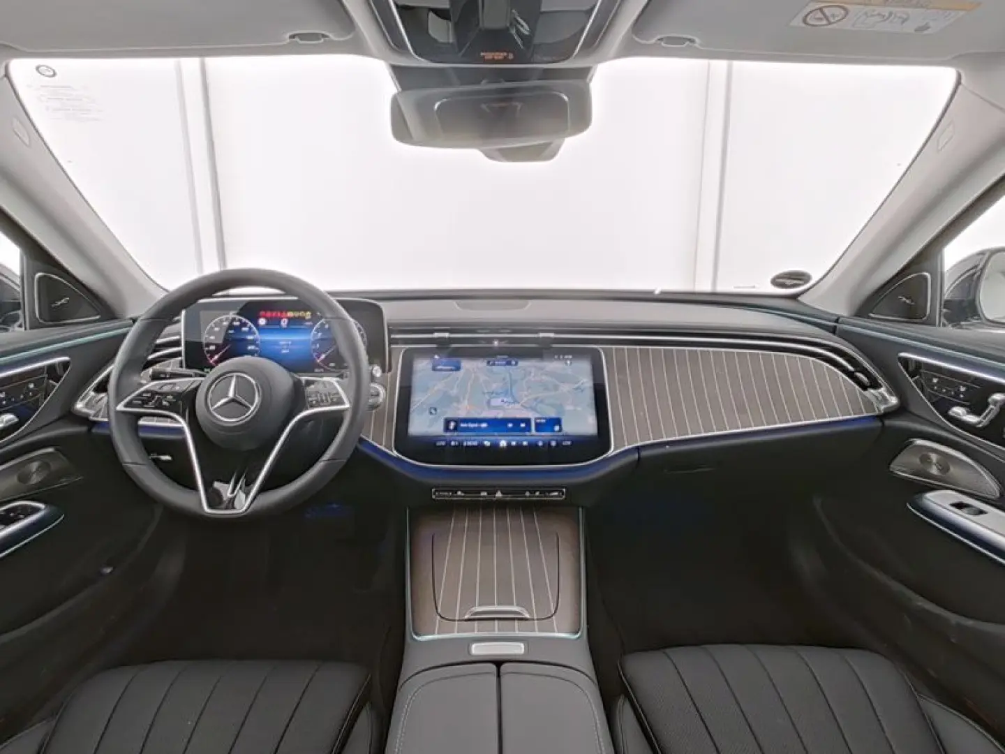 E 200 *Leder*Burmester*Distronic*360°*Sitzklima*