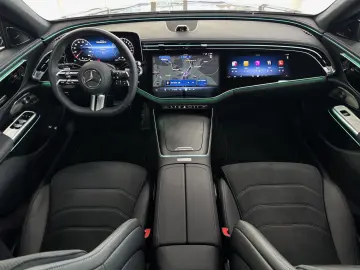 E 300 e AMG Night Pano Kamera Display-High KEYLE