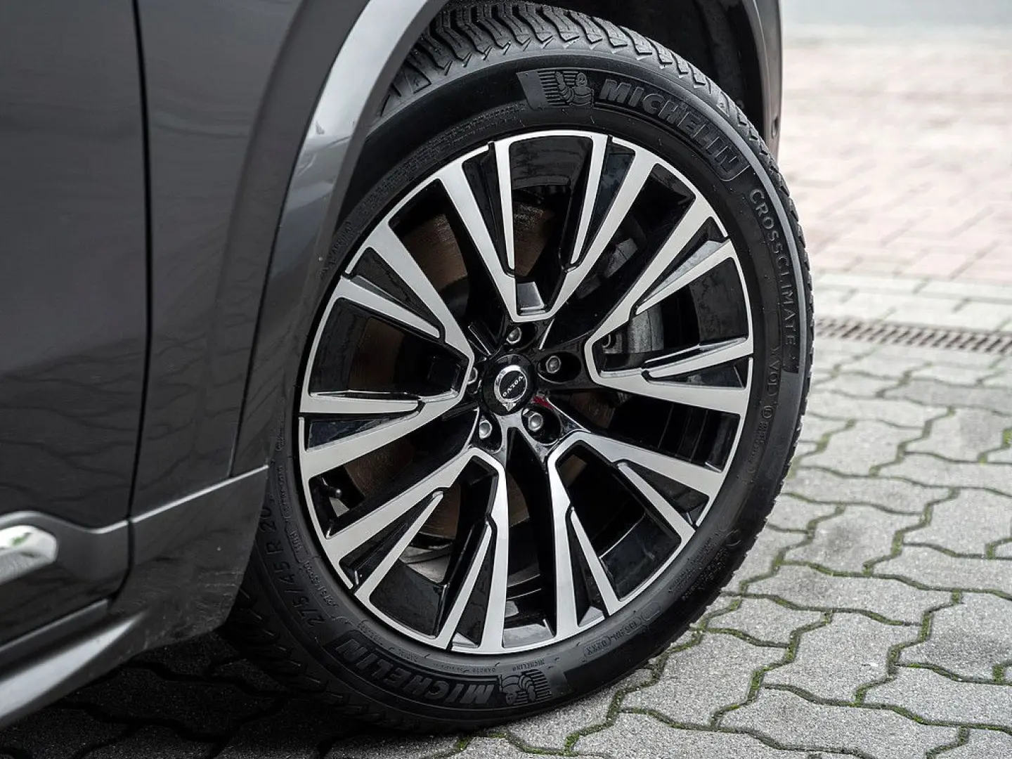 XC90 T8 AWD Plus Bright