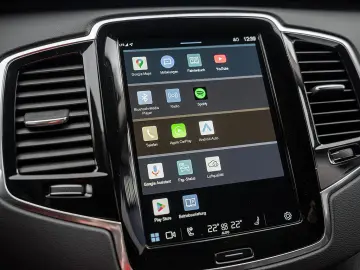 XC90 T8 AWD Plus Bright