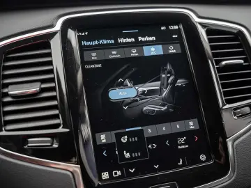 XC90 T8 AWD Plus Bright