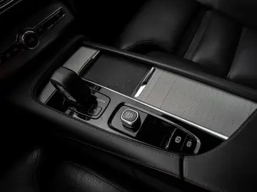 XC90 T8 AWD Plus Bright