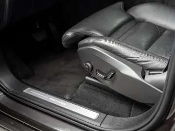 XC90 T8 AWD Plus Bright