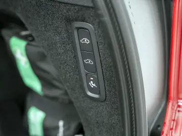XC90 T8 AWD Plus Bright