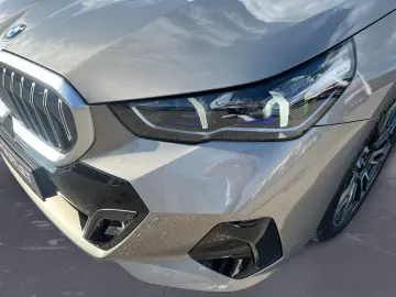 520d M Sportpaket Aktive Geschw. Komfortsitze mi
