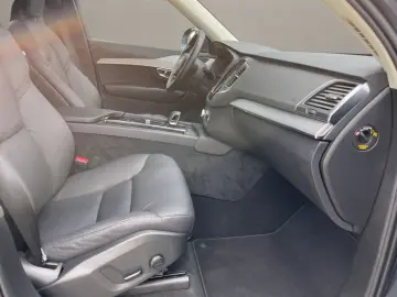 XC90 T8 AWD Plug-in 7 Seat