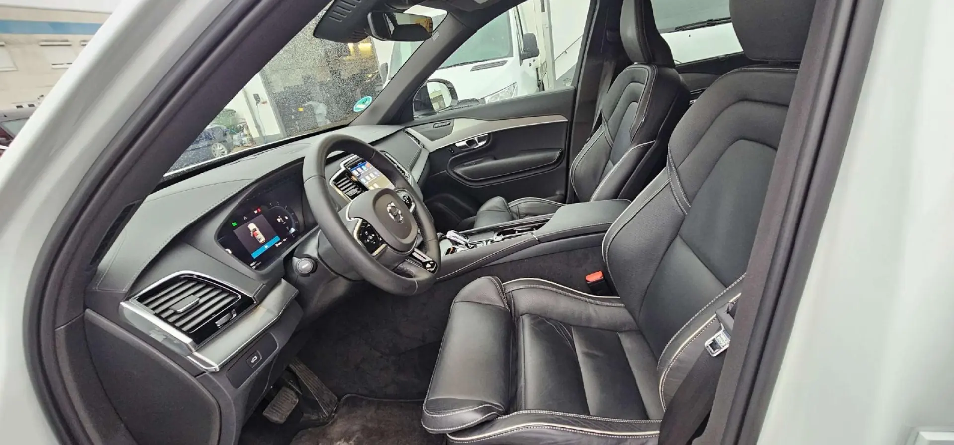 XC90 Plus Dark AWD 7 Sitzer