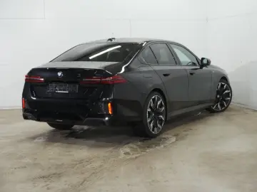 520d xDr.M Sport Pro HUD SuView PanoD.Standh.21